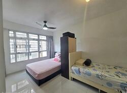 Blk 876A Tampines Avenue 8 (Tampines), HDB Executive #631387341